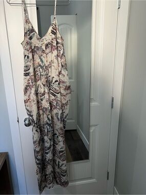 Lovestitch V-Neck Maxi Dress